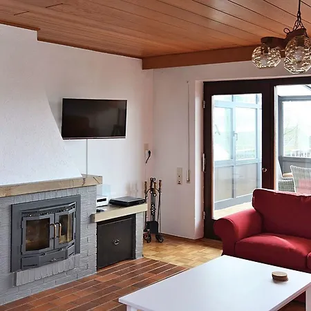 度假居 Spacious In Neukirchen With Forest Near